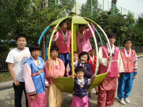 썸네일 이미지