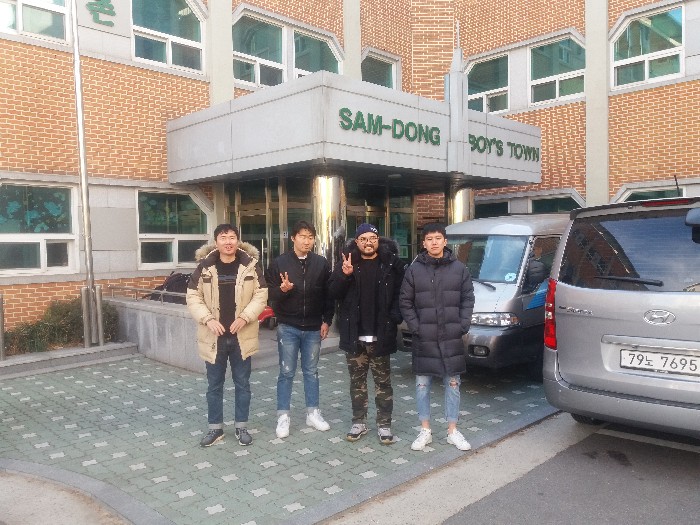 썸네일 이미지