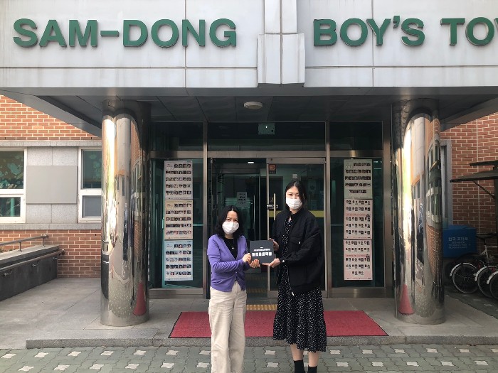 썸네일 이미지
