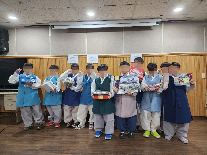 썸네일 이미지