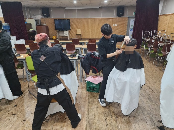 썸네일 이미지